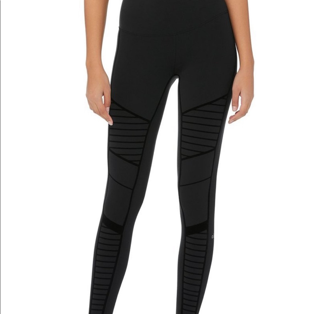 Alo yoga flocked Moto legging EUC! - Picture 2 of 8